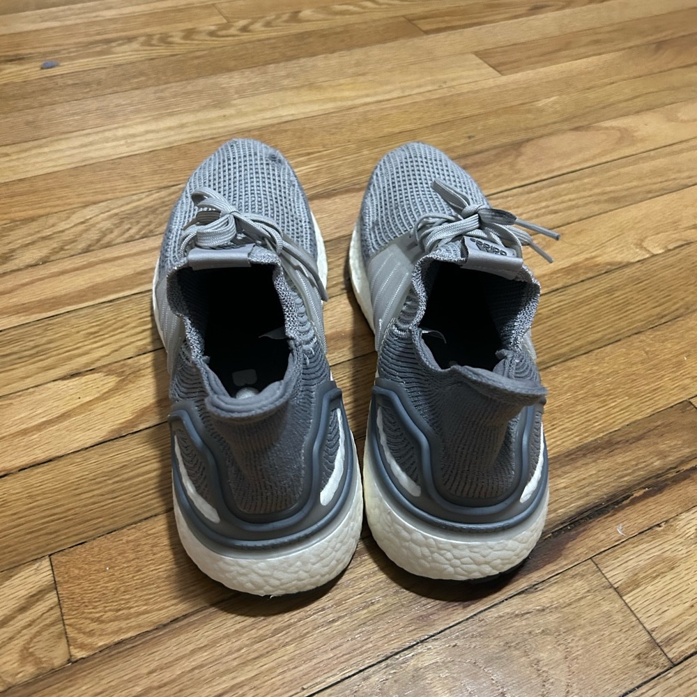 Adidas Boost - Picture 5 of 8
